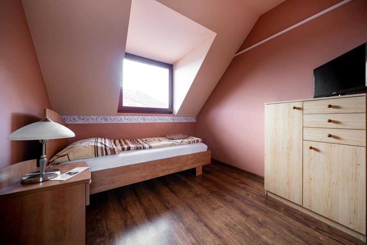 Bed and Breakfast Szenti Vendeghaz Ráb Exteriér fotografie