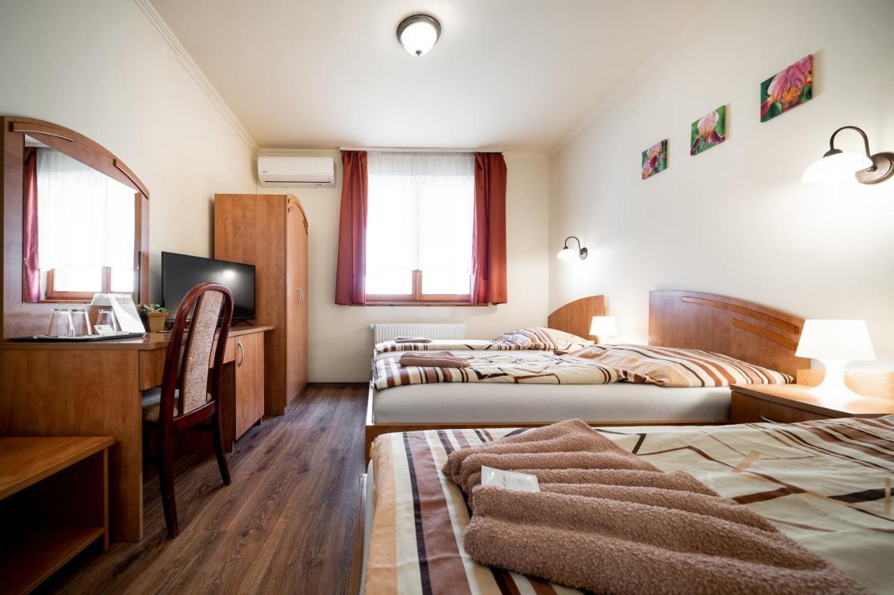 Bed and Breakfast Szenti Vendeghaz Ráb Exteriér fotografie