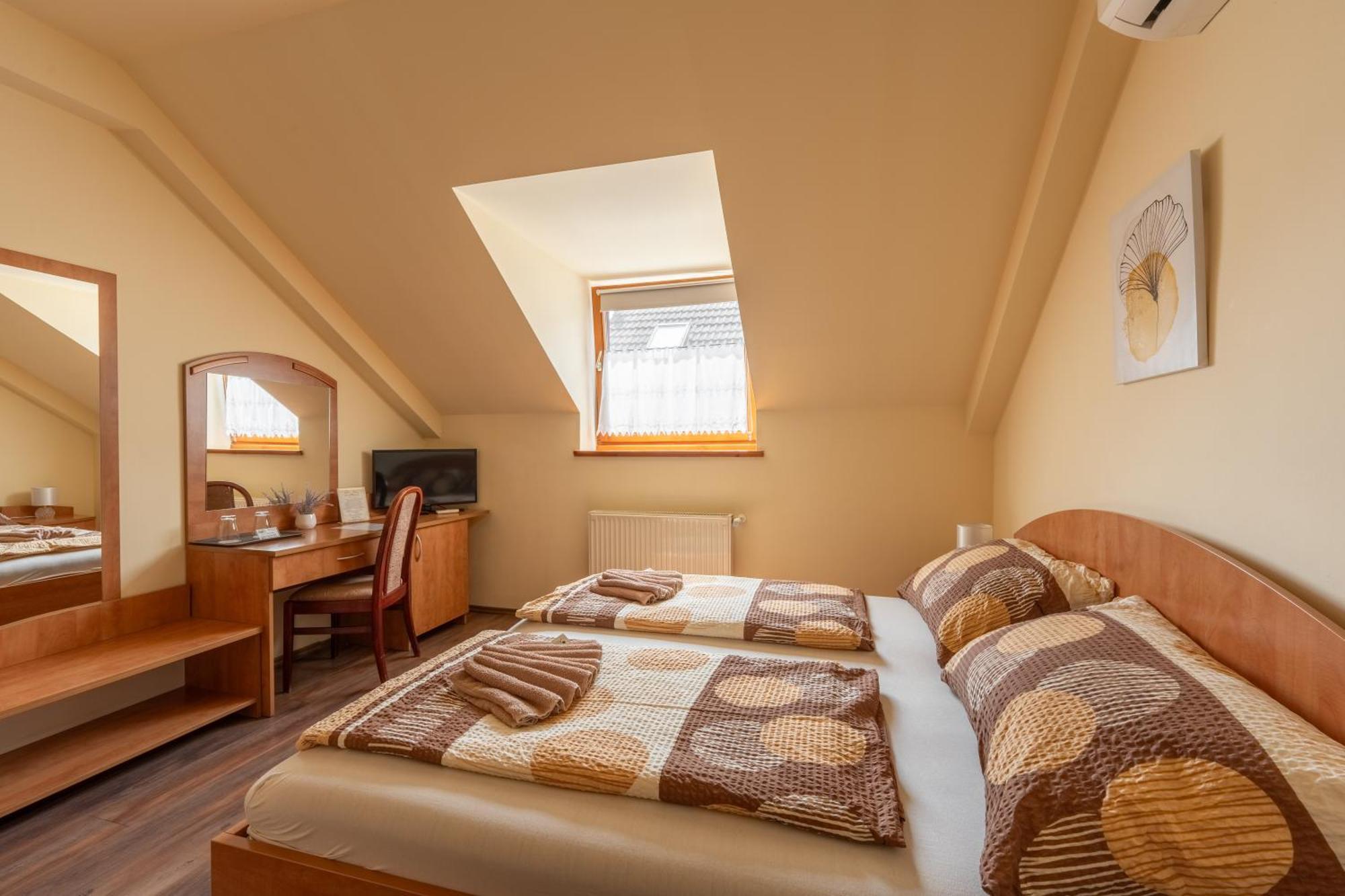 Bed and Breakfast Szenti Vendeghaz Ráb Exteriér fotografie